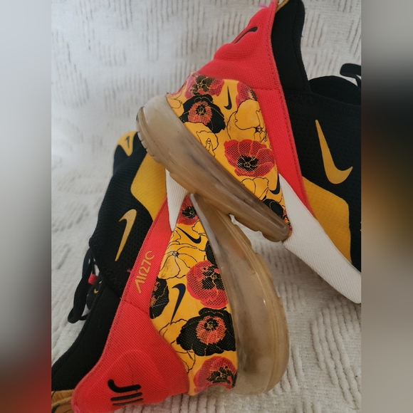 Nike Air Max 270 Crimson Floral Black - Picture 6 of 8